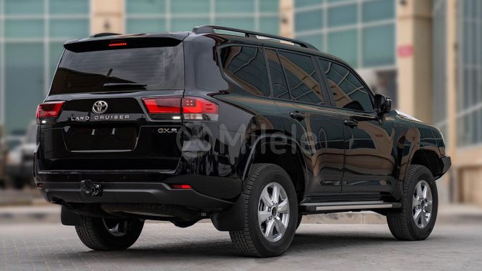 Новый Toyota Land Cruiser 300 Series, 3.3 л, 2024 в Дубае от Milele Черный цвет. Other | AUTO.AE