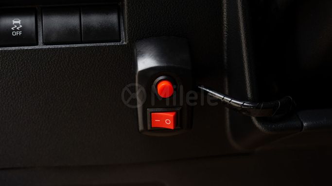 Новый Toyota Land Cruiser 300 Series, 3.3 л, 2024 в Дубае от Milele Черный цвет. Other | AUTO.AE