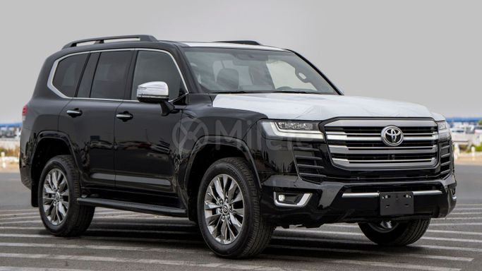 Новый Toyota Land Cruiser 300 Series, 3.4 л, 2025 в Дубае от Milele Черный цвет. Other | AUTO.AE