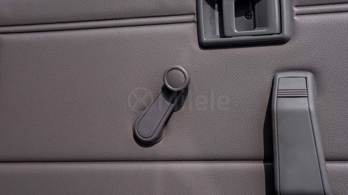 Новый Toyota Land Cruiser 70 Series Рестайлинг 2, 4.5 л, 2025 в Дубае от Milele Белый цвет. Other | AUTO.AE