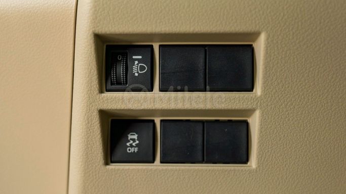 Новый Toyota Land Cruiser 300 Series, 3.3 л, 2024 в Дубае от Milele Серебристый цвет. Other | AUTO.AE