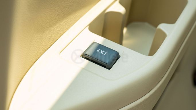 Новый Toyota Land Cruiser 300 Series, 3.3 л, 2024 в Дубае от Milele Серебристый цвет. Other | AUTO.AE