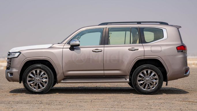 Новый Toyota Land Cruiser 300 Series, 3.3 л, 2024 в Дубае от Milele Бронзовый цвет. Other | AUTO.AE