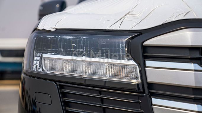 Новый Toyota Land Cruiser 300 Series, 3.4 л, 2024 в Дубае от Milele Черный цвет. Other | AUTO.AE