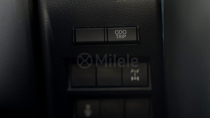 Новый Toyota Land Cruiser 300 Series, 3.3 л, 2024 в Дубае от Milele Черный цвет. Other | AUTO.AE