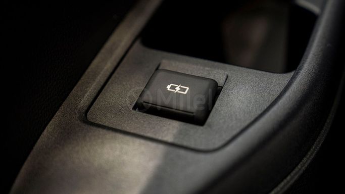 Новый Toyota Land Cruiser 300 Series, 3.3 л, 2024 в Дубае от Milele Черный цвет. Other | AUTO.AE