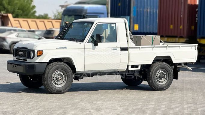 New Toyota Land Cruiser 70 Series Facelift 2, 4.5 l, 2025 in Dubai by Falcons GT Motors FZCO, White color. Other | AUTO.AE