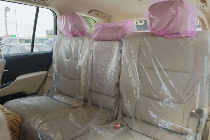 Новый Toyota Land Cruiser 300 Series, 3.4 л, 2025 в Дубае от Top Euro Cars Черный цвет.  | AUTO.AE