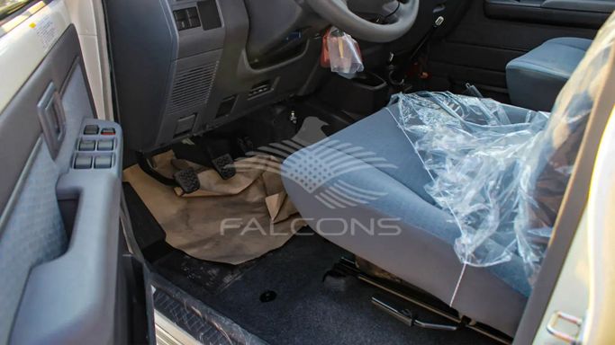 Новый Toyota Land Cruiser 70 Series Рестайлинг 2, 4.5 л, 2023 в Дубае от Falcons GT Motors FZCO Белый цвет. Other | AUTO.AE