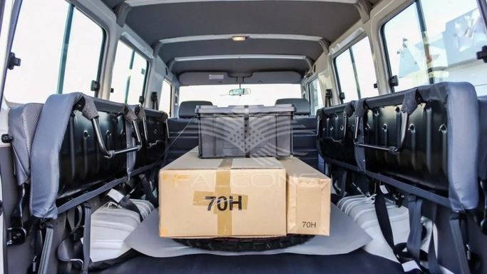 Новый Toyota Land Cruiser 70 Series Рестайлинг 2, 4.5 л, 2023 в Дубае от Falcons GT Motors FZCO Белый цвет. Other | AUTO.AE