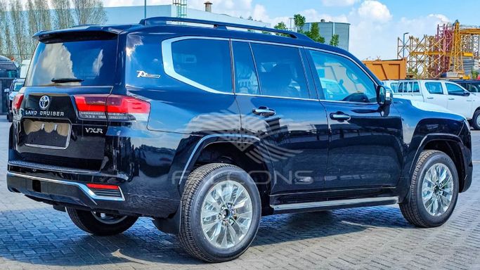 Новый Toyota Land Cruiser 300 Series, 3.4 л, 2024 в Дубае от Falcons GT Motors FZCO Черный цвет. Other | AUTO.AE