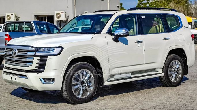 Новый Toyota Land Cruiser 300 Series, 3.3 л, 2025 в Дубае от Falcons GT Motors FZCO Серебристый цвет. Other | AUTO.AE