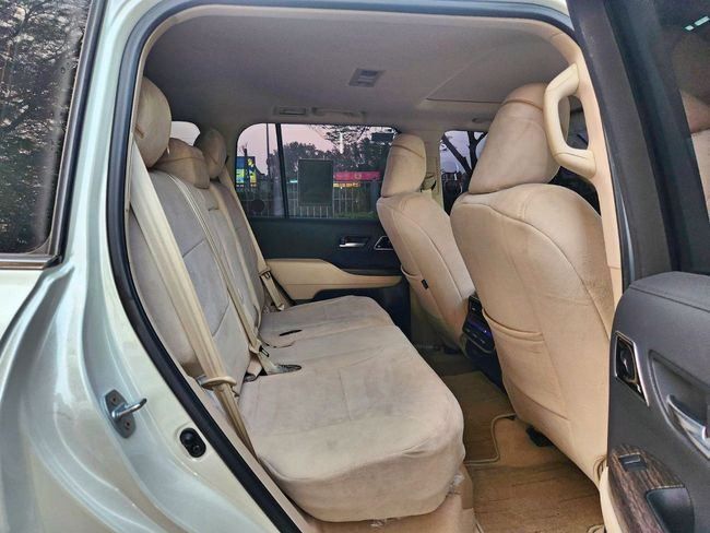 Used Toyota Land Cruiser 300 Series, 3.4 l, 2024 in Dubai by Gulf Motors, White color. GCC Specs | AUTO.AE