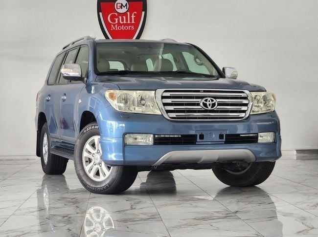 Used Toyota Land Cruiser 200 Series, 4.0 l, 2011 in Dubai by Gulf Motors, Blue color. GCC Specs | AUTO.AE