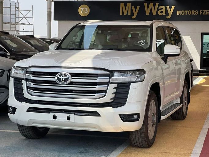 Новый Toyota Land Cruiser 300 Series, 4.0 л, 2024 в Дубае от My Way Motors Белый цвет. GCC | AUTO.AE