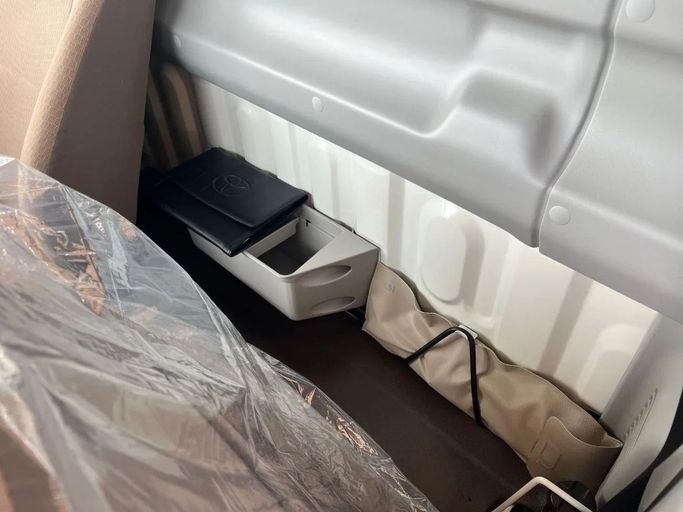 Новый Toyota Land Cruiser 70 Series Рестайлинг 2, 4.0 л, 2025 в Дубае от My Way Motors Белый цвет. GCC | AUTO.AE