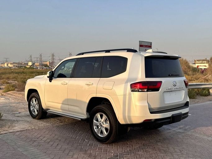 Новый Toyota Land Cruiser 300 Series, 3.3 л, 2025 в Дубае от Allied Motors Белый цвет. Other | AUTO.AE