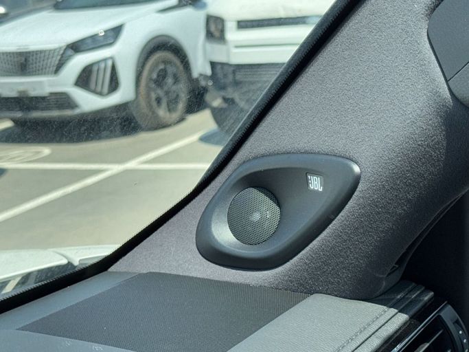 Новый Toyota Land Cruiser 300 Series, 3.3 л, 2025 в Дубае от Allied Motors Белый цвет. GCC | AUTO.AE