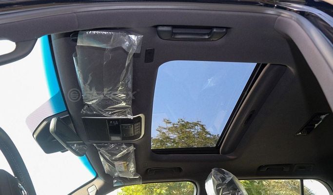 Новый Toyota Land Cruiser 300 Series, 3.3 л, 2025 в Дубае от Segrex Auto Черный цвет. GCC | AUTO.AE