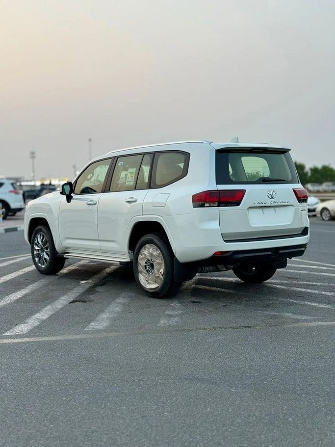 New Toyota Land Cruiser 300 Series, 4.0 l, 2025 in Dubai by World Center Motors FZE, White color. GCC Specs | AUTO.AE