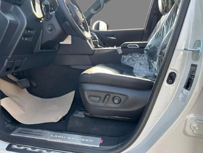 New Toyota Land Cruiser 300 Series, 3.4 l, 2025 in Dubai by World Center Motors FZE, White color. GCC Specs | AUTO.AE