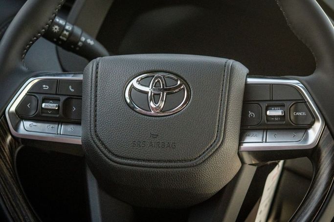 New Toyota Land Cruiser 300 Series, 3.4 l, 2025 in Dubai by World Center Motors FZE, Black color. European Specs | AUTO.AE