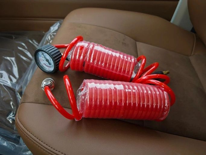 Новый Toyota Land Cruiser 70 Series Рестайлинг 2, 2.8 л, 2025 в Дубае от Al Rawnaq Motors  Серый цвет. GCC | AUTO.AE