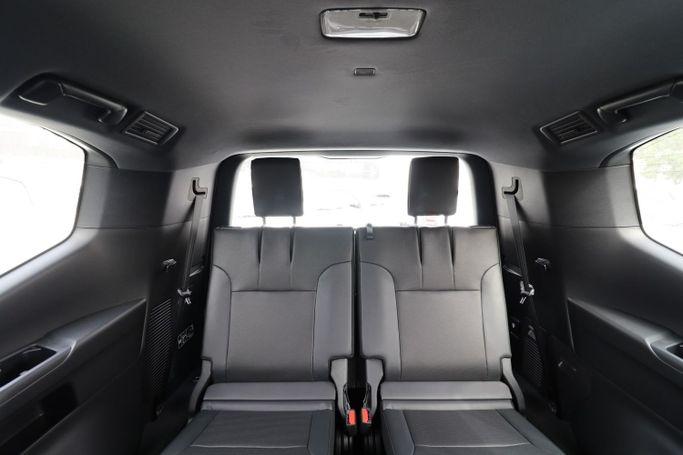 Новый Toyota Land Cruiser 300 Series, 4.0 л, 2024 в Дубае от Atlantic Motors FZCO Черный цвет.  | AUTO.AE