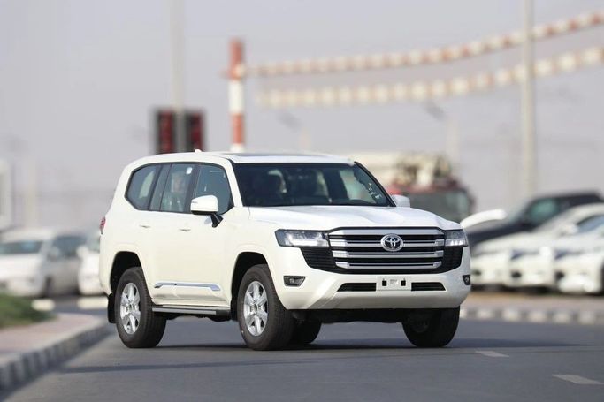 New Toyota Land Cruiser 300 Series, 4.0 l, 2025 in Dubai by Atlantic Motors FZCO, White color. GCC Specs | AUTO.AE
