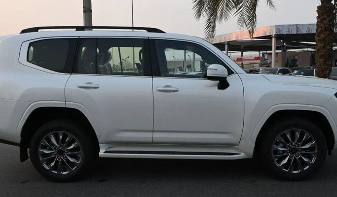 New Toyota Land Cruiser 300 Series, 3.3 l, 2022 in Dubai by AYT Motors, White color. Other | AUTO.AE