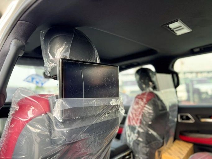 Новый Toyota Land Cruiser 300 Series, 3.3 л, 2025 в Дубае от Al Rawnaq Motors  Белый цвет. GCC | AUTO.AE