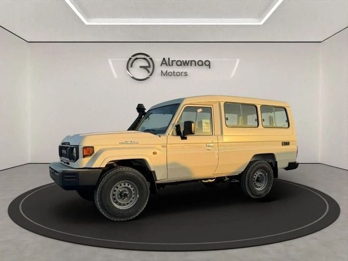 New Toyota Land Cruiser 70 Series Facelift 2, 2.8 l, 2025 in Dubai by Al Rawnaq Motors , White color. GCC Specs | AUTO.AE