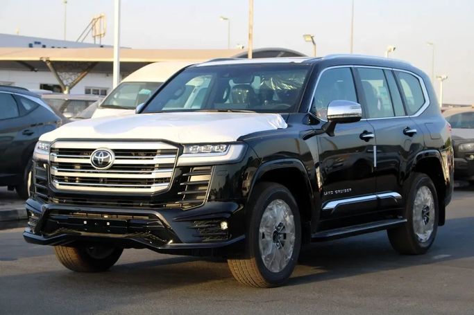 New Toyota Land Cruiser 300 Series, 3.3 l, 2024 in Dubai by Wafrah Automotive Fzco, Black color. GCC Specs | AUTO.AE