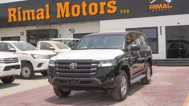 Новый Toyota Land Cruiser 300 Series, 4.0 л, 2025 в Дубае от Rimal Motors FZE Черный цвет. GCC | AUTO.AE