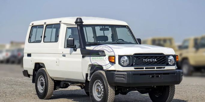 Новый Toyota Land Cruiser 70 Series Рестайлинг 2, 4.2 л, 2025 в Дубае от Bonnke Cars FZE Белый цвет. Other | AUTO.AE | Объявление #230211