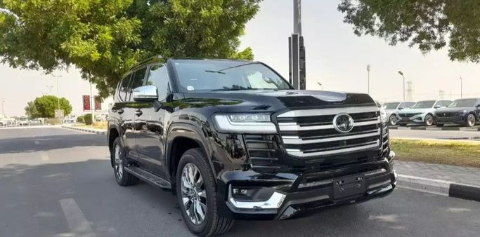 جديدة Toyota Land Cruiser السلسلة 300, 3.3 l, 2024 في في دبي من Bonnke Cars FZE، اللون أسود. أخرى | AUTO.AE