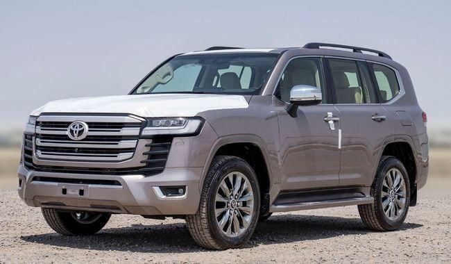 Новый Toyota Land Cruiser 300 Series, 3.3 л, 2026 в Дубае от TARGET MOTORS FZE Серебристый цвет. Европейская | AUTO.AE