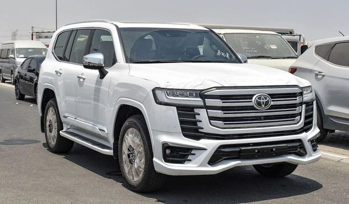 جديدة Toyota Land Cruiser السلسلة 300, 3.4 l, 2025 في في دبي من GOLZAR AUTO FZE، اللون أبيض. مواصفات الخليج | AUTO.AE