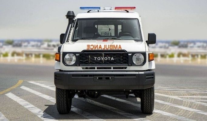 Новый Toyota Land Cruiser 70 Series Рестайлинг 2, 4.2 л, 2025 в Дубае от TARGET MOTORS FZE Белый цвет. Other | AUTO.AE