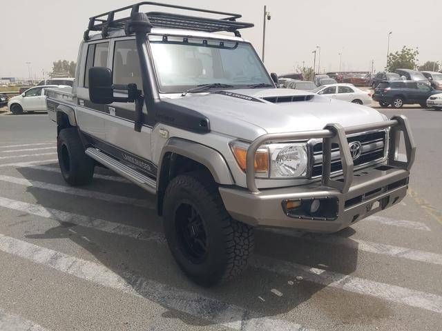 مستعملة Toyota Land Cruiser 70 Series 70 Series Facelift 1, 4.5 l, 2018 في في دبي من SONDOS MOTORS FZE، اللون رمادي. أخرى | AUTO.AE