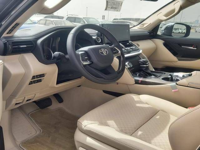 جديدة Toyota Land Cruiser السلسلة 300, 3.4 l, 2024 في في دبي من SONDOS MOTORS FZE، اللون أسود. أخرى | AUTO.AE