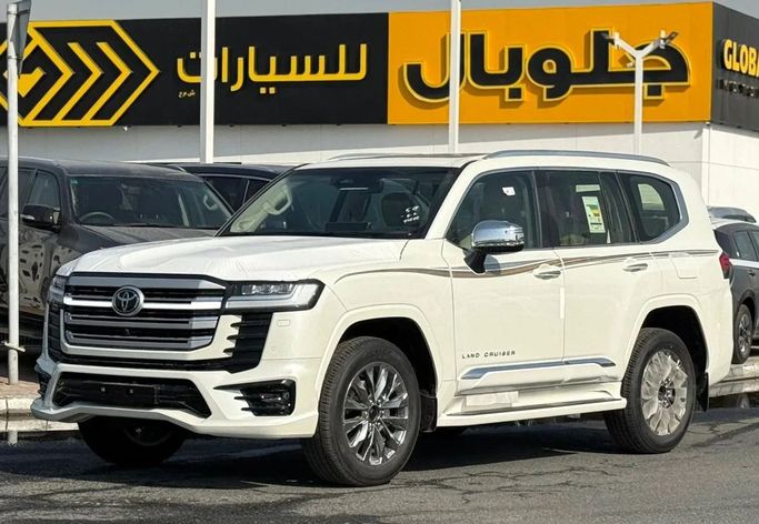 Новый Toyota Land Cruiser 300 Series, 4.0 л, 2026 в Дубае от Global Motors Белый цвет. GCC | AUTO.AE