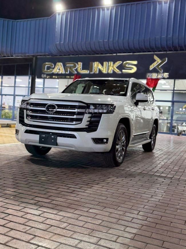 جديدة Toyota Land Cruiser Twin Turbo السلسلة 300, 3.4 l, 2026 في في دبي من Car Links Motors Trading LLC، اللون أبيض. مواصفات الخليج | AUTO.AE