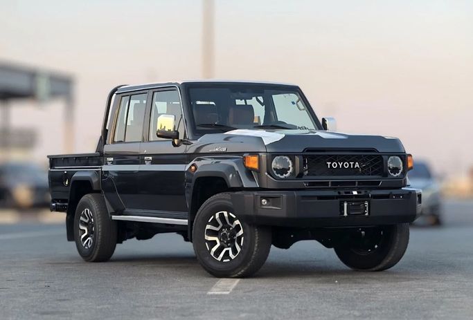 Новый Toyota Land Cruiser 70 Series Рестайлинг 2, 2.8 л, 2025 в Дубае от ZOHAAN MOTORS FZCO Черный цвет. GCC | AUTO.AE | Объявление #240937