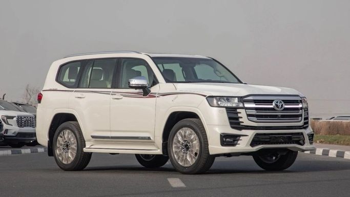 Новый Toyota Land Cruiser Twin Turbo 300 Series, 3.3 л, 2025 в Дубае от ZOHAAN MOTORS FZCO Белый цвет. GCC | AUTO.AE | Объявление #241016