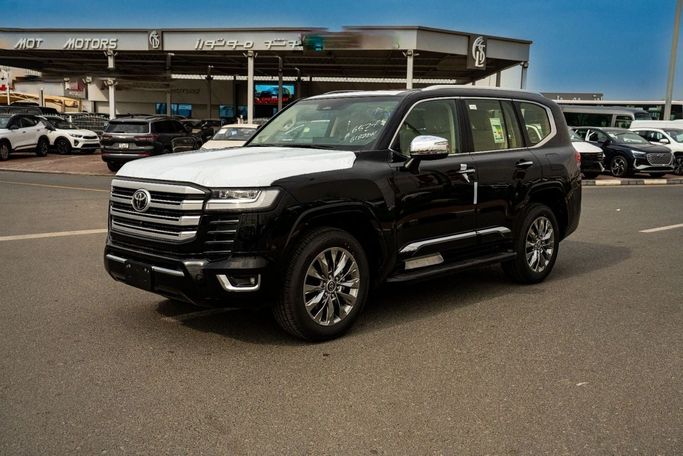 جديدة Toyota Land Cruiser Twin Turbo السلسلة 300, 3.4 l, 2026 في في دبي من Hussein Ghulam Motors FZCO، اللون أسود. مواصفات الخليج | AUTO.AE