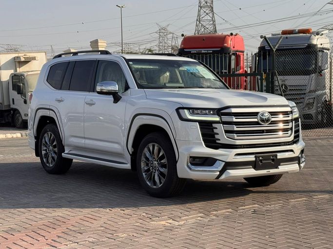 Новый Toyota Land Cruiser Twin Turbo 300 Series, 3.5 л, 2023 в Дубае от AL HUSNAIN MOTORS FZE Белый цвет.  | AUTO.AE