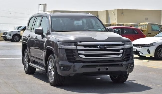 Новый Toyota Land Cruiser Twin Turbo 300 Series, 3.5 л, 2024 в Дубае от AL SHERAA AL MALAKI Серый цвет. GCC | AUTO.AE | Объявление #245000