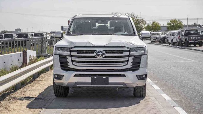 جديدة Toyota Land Cruiser Twin Turbo السلسلة 300, 3.5 l, 2026 في في دبي من Auto Vision LLC، اللون فضي.  | AUTO.AE | إعلان #245139