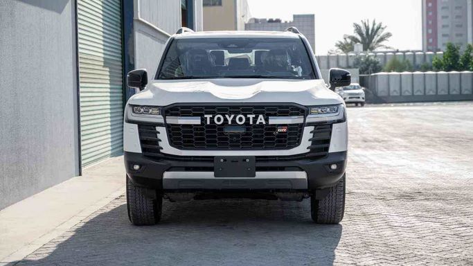 جديدة Toyota Land Cruiser Twin Turbo السلسلة 300, 3.5 l, 2026 في في دبي من Auto Vision LLC، اللون أبيض.  | AUTO.AE | إعلان #245159